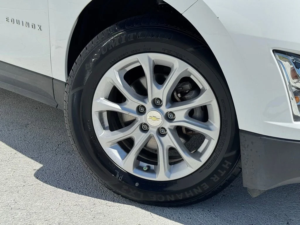 Used 2021 SUMMIT WHITE Chevrolet LS image 6