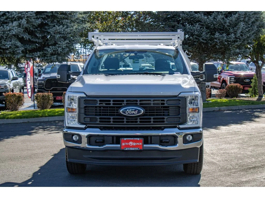 New 2026 OXFORD WHITE Ford XL image 3