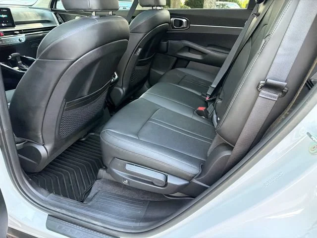 Used 2026 White Kia S image 20