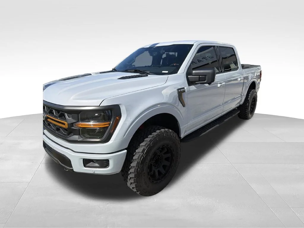 Used 2025 White Ford Tremor image 1