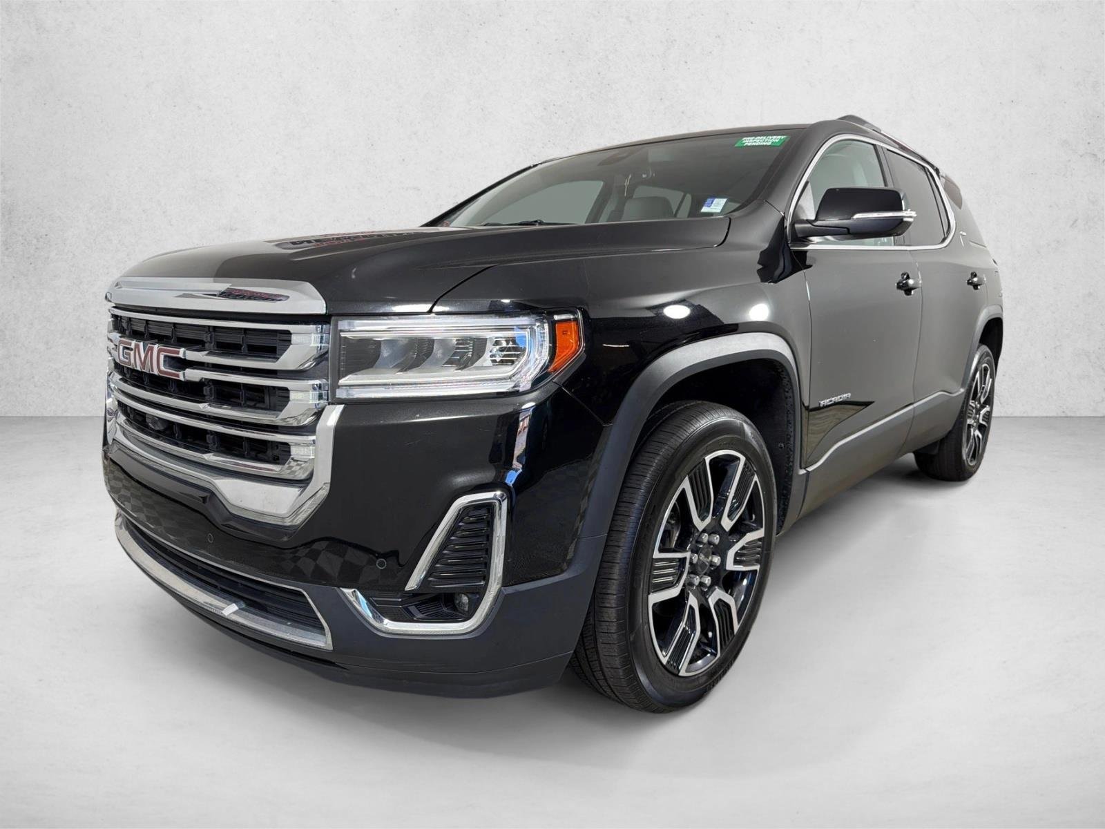 Used 2022 Ebony Twilight Metallic GMC SLT image 9