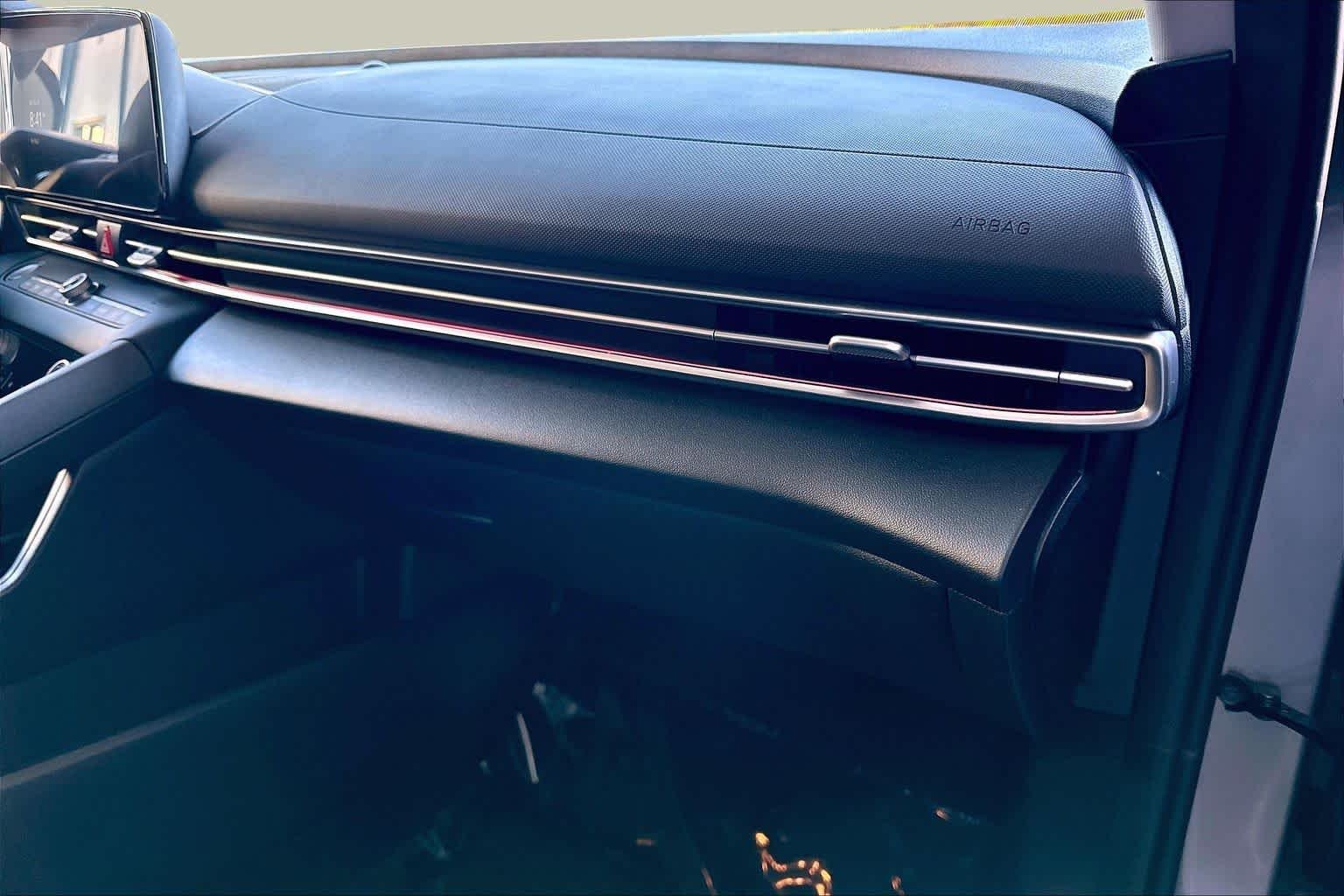 Used 2025 Fluid Metal Hyundai SEL Convenience image 18