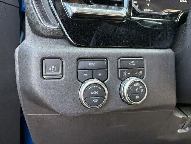 Used 2024 Dynamic Blue Metallic GMC Elevation image 7