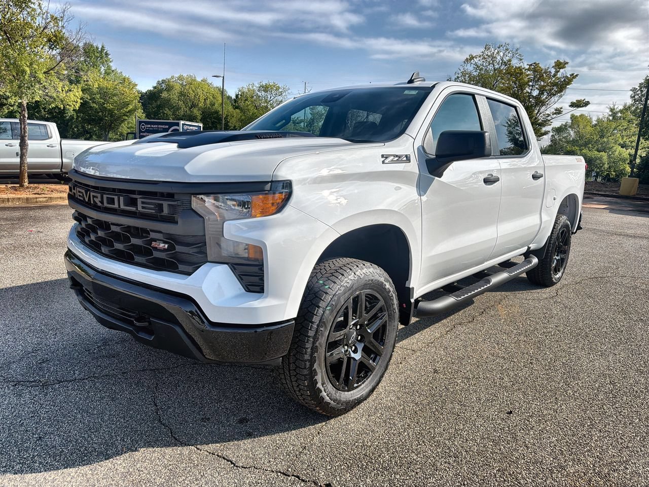 New 2026 Summit White Chevrolet Custom Trail Boss image 4