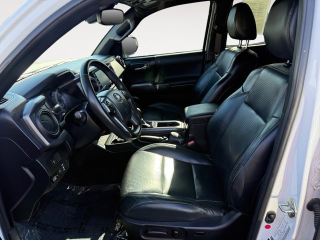 Used 2020 Super White Toyota TRD Off-Road image 10