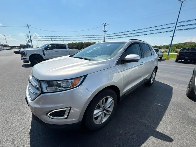 Used 2015 Gray Ford SEL image 5