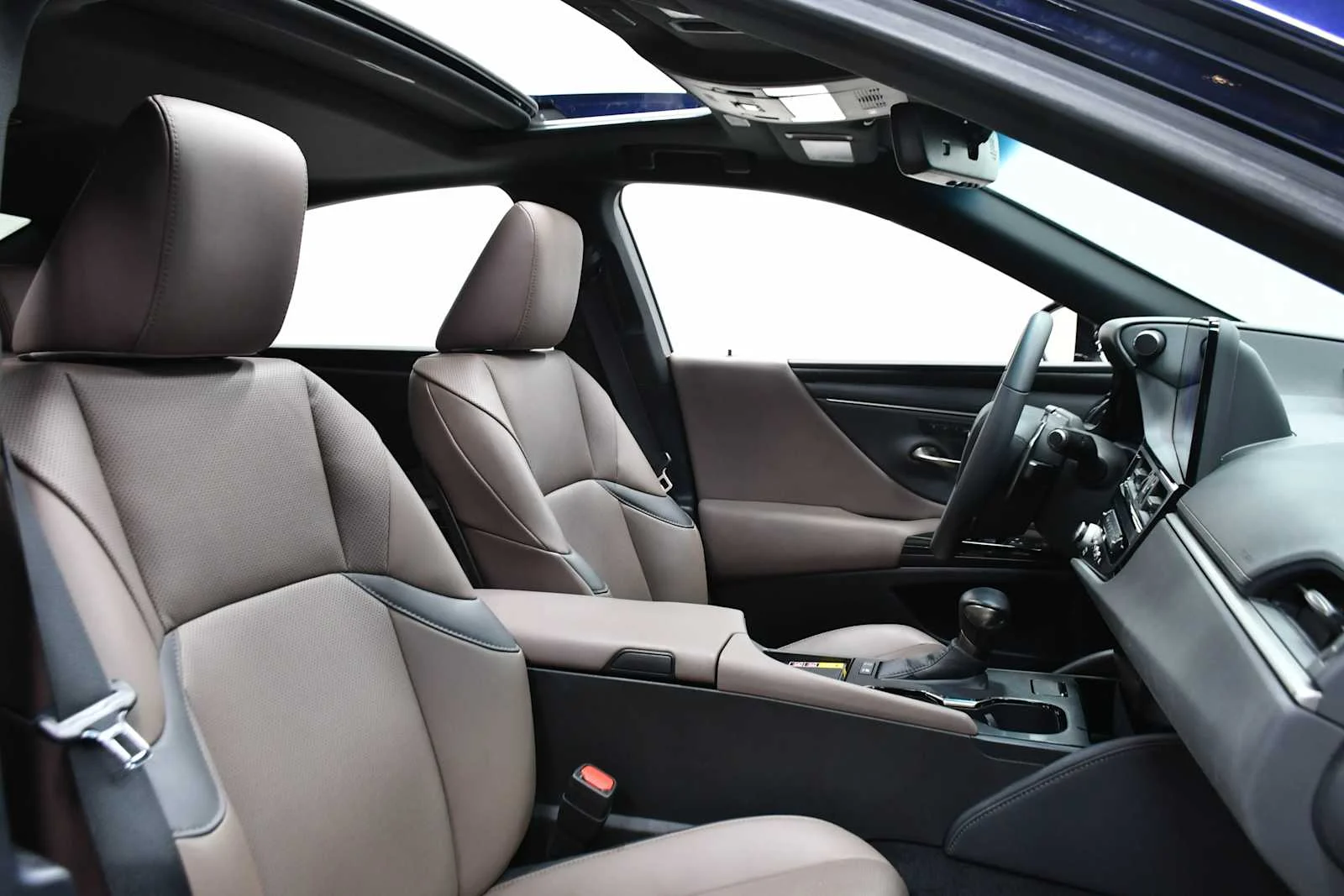 Used 2025 Nightfall Mica Lexus  image 21