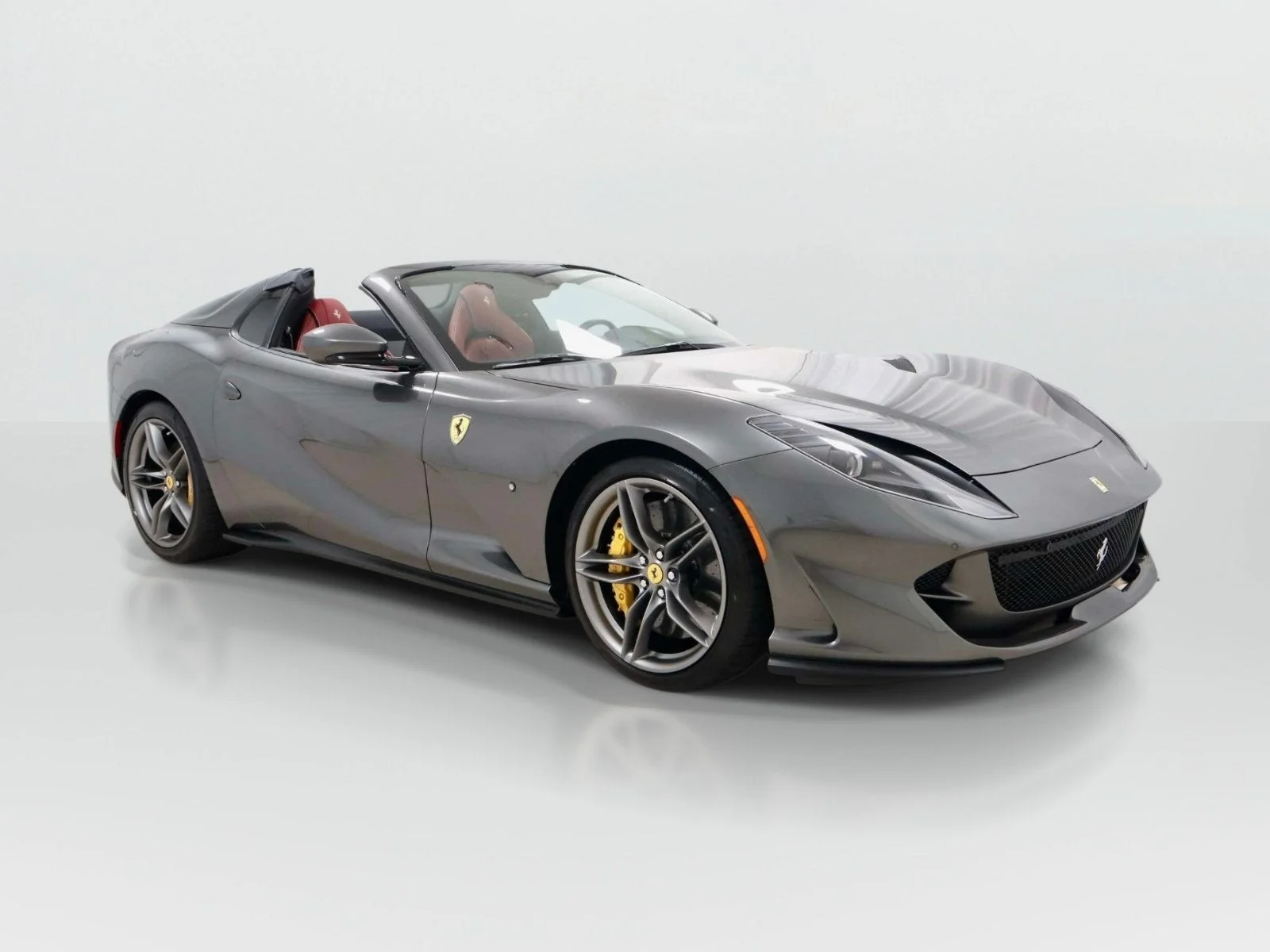 Certified Used 2018 Nero Ferrari  image 48