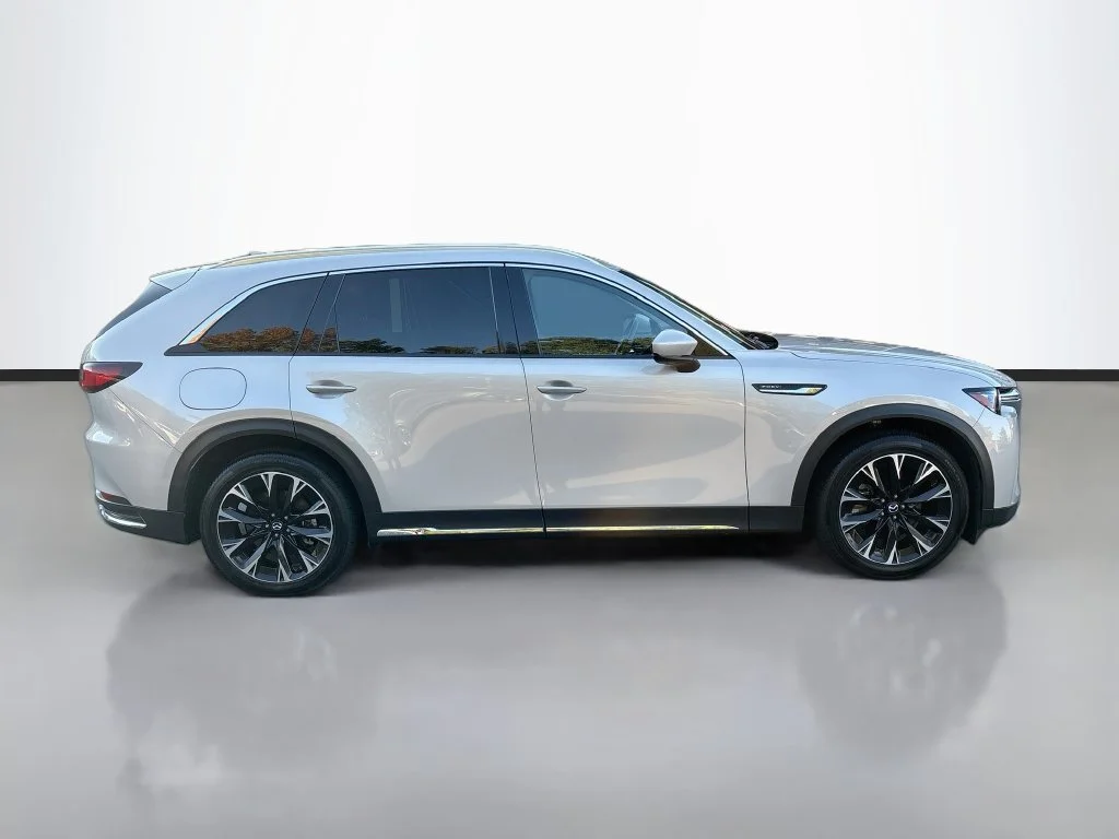 Certified Used 2024 Platinum Mazda Premium image 8