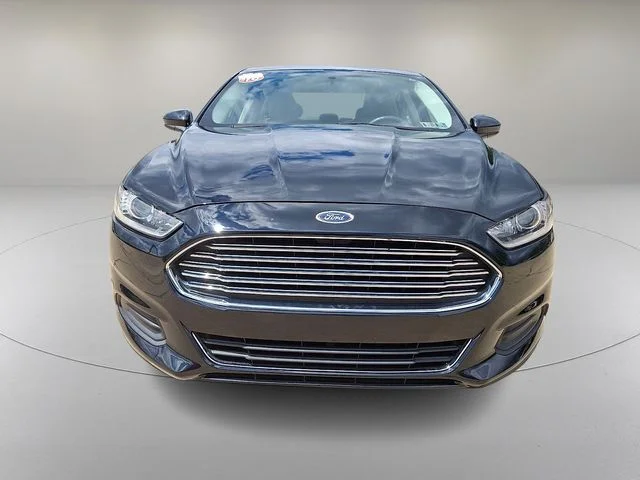 Used 2016 Black Ford S image 3