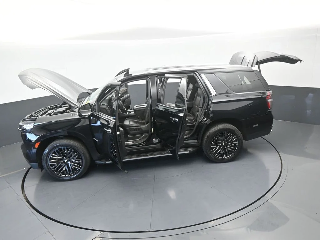 Used 2021 Black Chevrolet High Country image 78