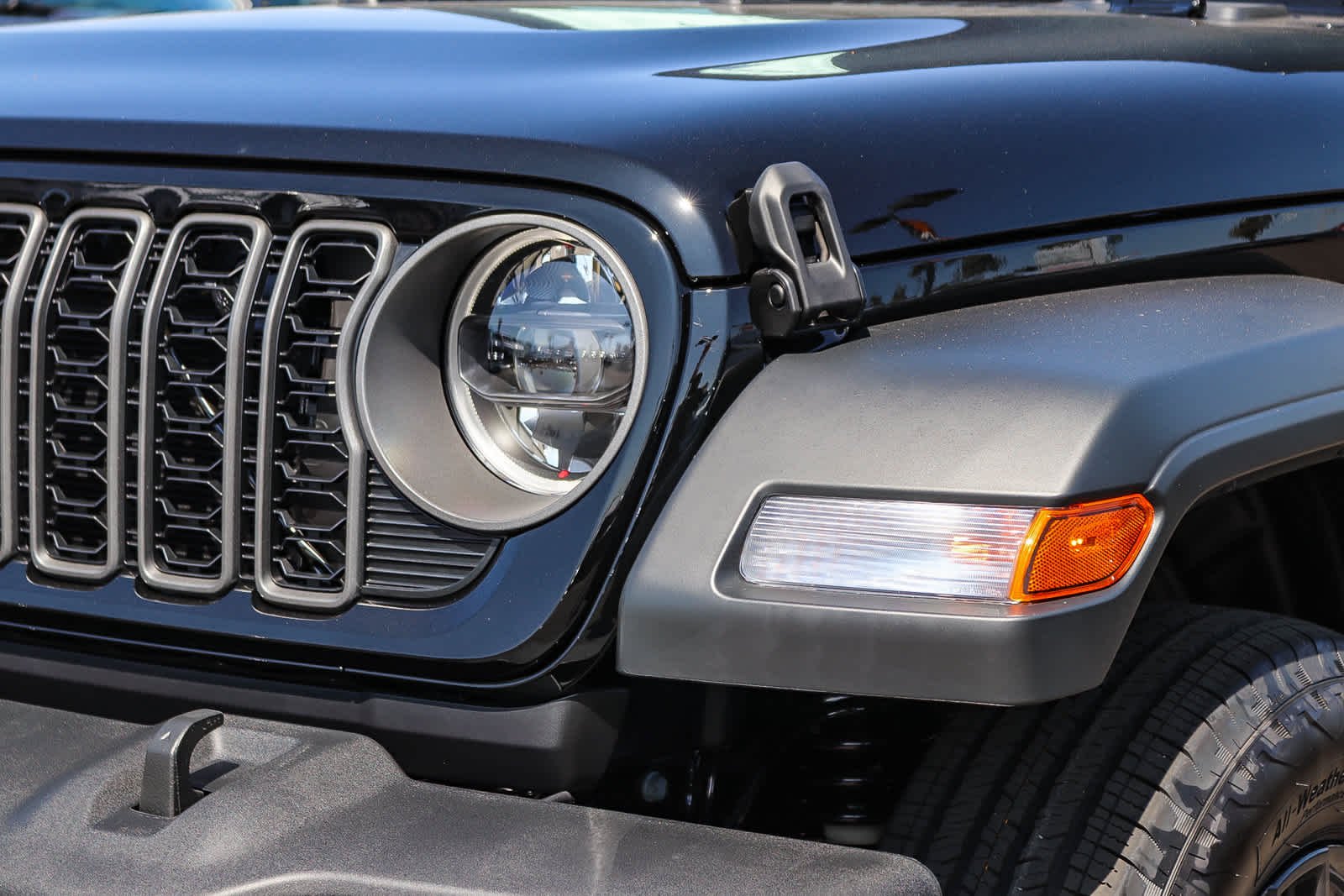 New 2027 Black Clear-Coat Paint Jeep Sport S image 8