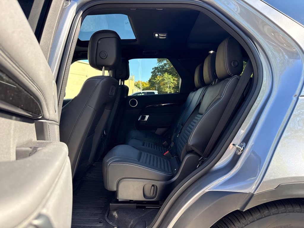 Used 2025 Gray Land Rover S image 13