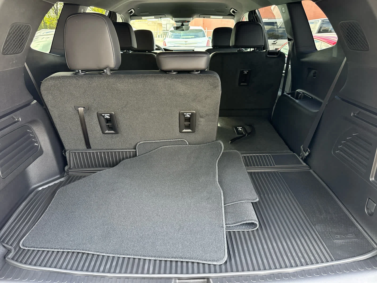 2026 GMC Acadia Elevation - Photo 28