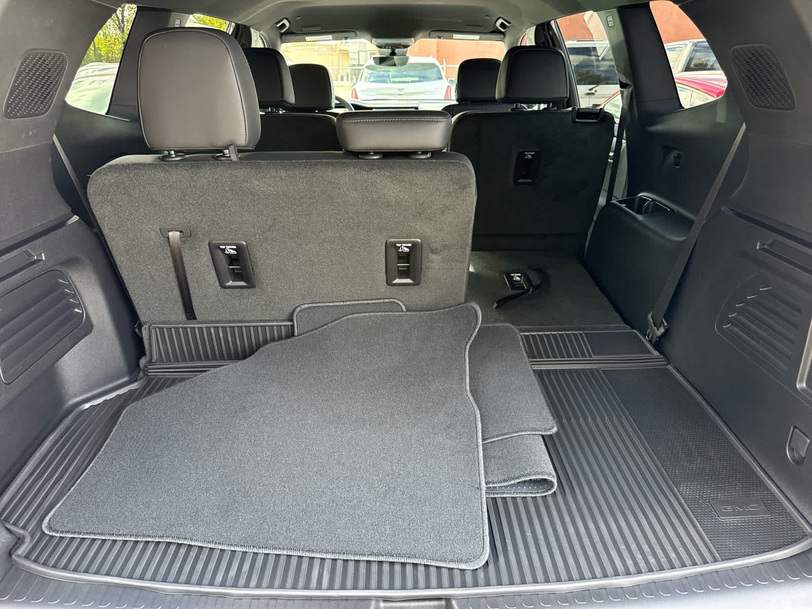2026 GMC Acadia Elevation - Photo 28