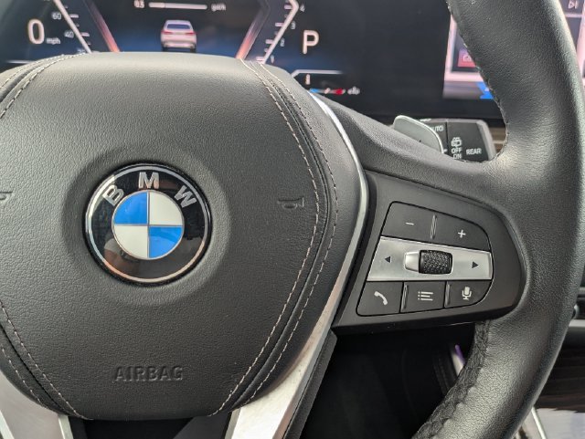 Used 2026 White BMW sDrive40i image 17