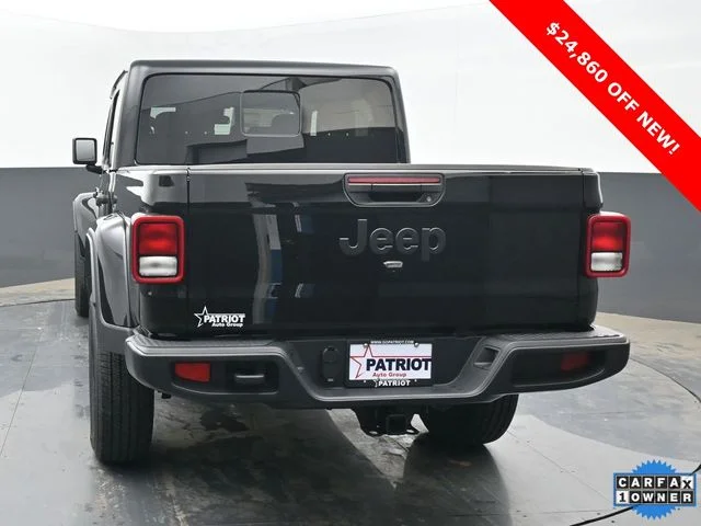 Used 2025 Black Jeep Sport S image 4