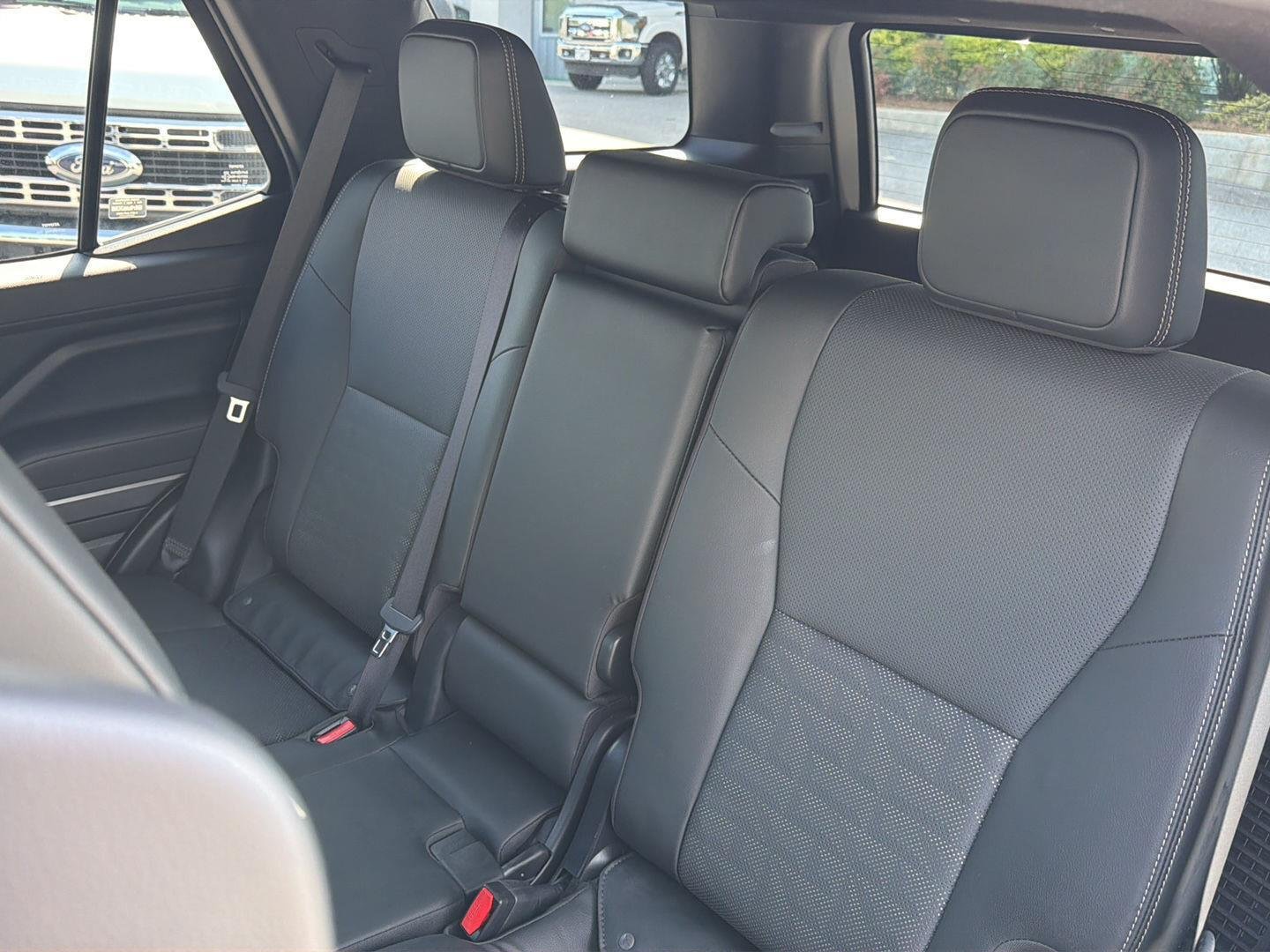Used 2025 Ice Cap Toyota Hybrid Platinum image 32