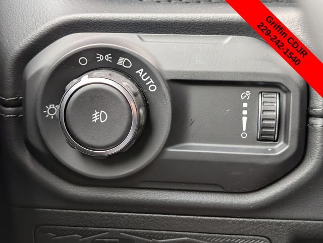 New 2026 Black Clear-Coat Exterior Paint Jeep Rubicon image 24