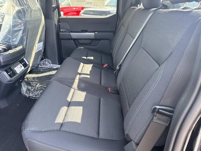 New 2026 Agate Black Metallic Ford XLT image 9