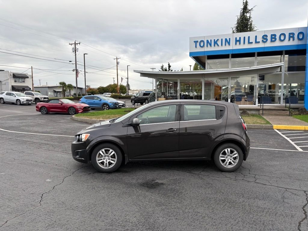 Used 2013 Mocha Bronze Metallic Chevrolet LT image 2