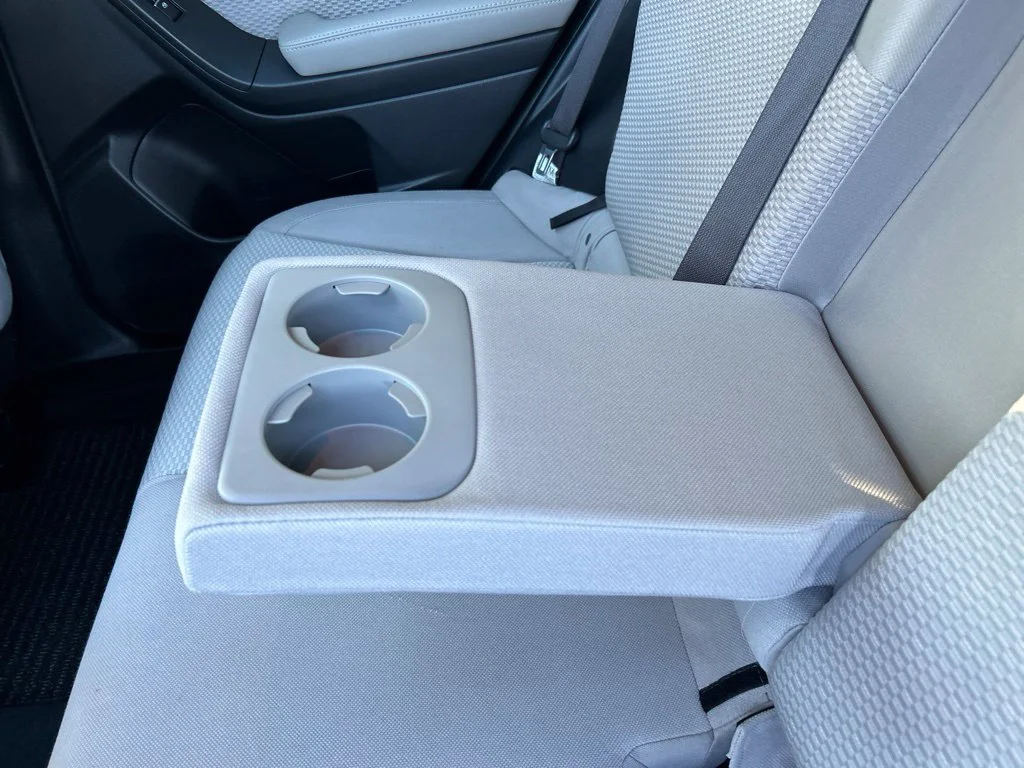 Used 2018 Silver Subaru 2.5i Premium image 29