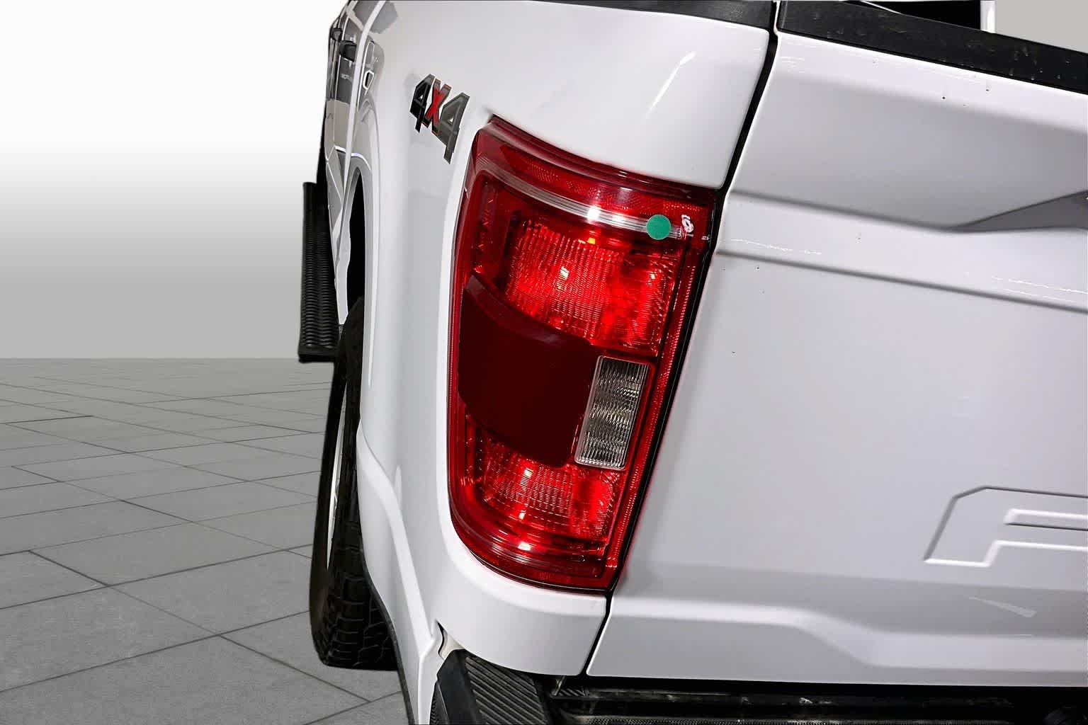 Used 2022 Oxford White Ford XL image 77