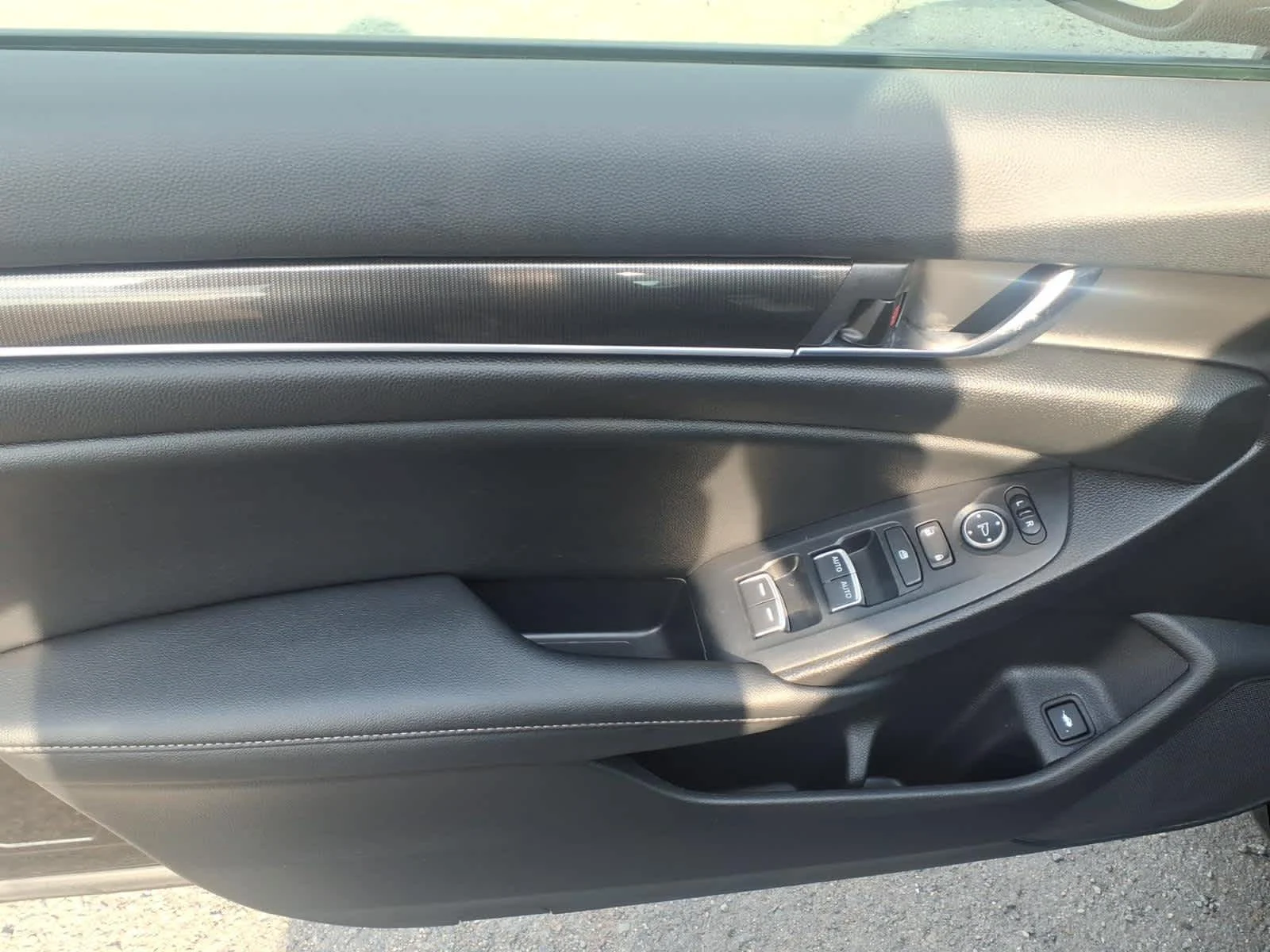 2022 Honda Accord Sport - Photo 16