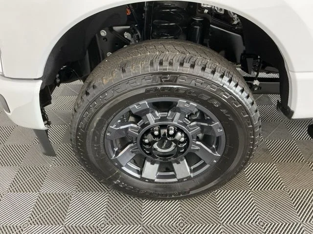New 2026 Avalanche Ford XL image 28