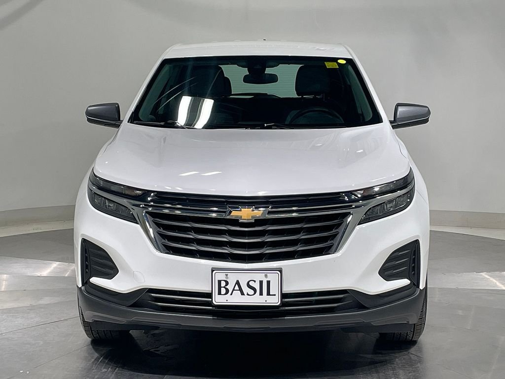 Used 2023 White Chevrolet LS image 9