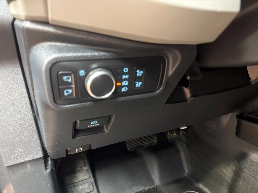 Used 2021 Carbonized Gray Metallic Ford Badlands image 24