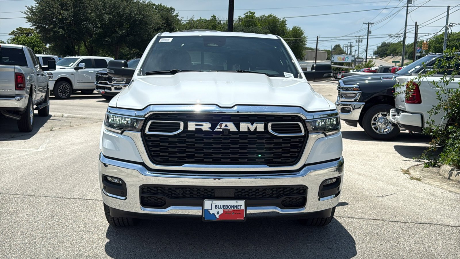 New 2026 Bright White Clear-Coat Exterior Paint RAM Lone Star image 2