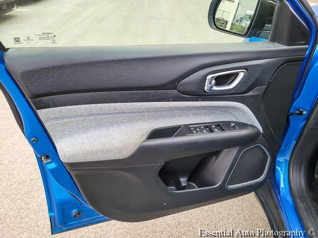 Used 2022 Blue Jeep Latitude image 20