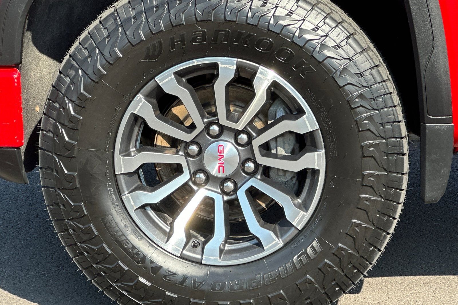 Used 2021 Red GMC AT4 image 31