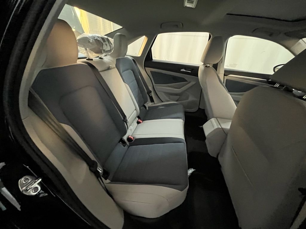 New 2026 Black Volkswagen 1.5T SE image 25