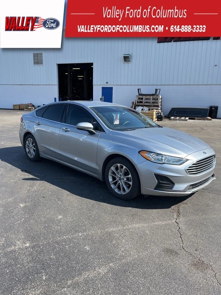 2020 Ford Fusion SE FWD's photo