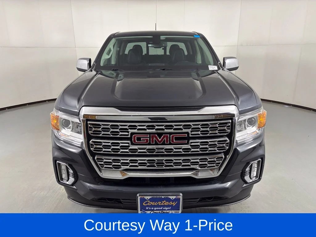 Used 2021 Green GMC Denali image 4