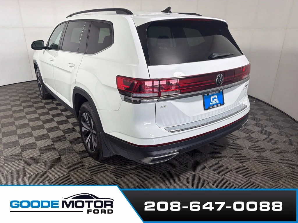 Certified Used 2025 Pure White Volkswagen 2.0T SE image 5