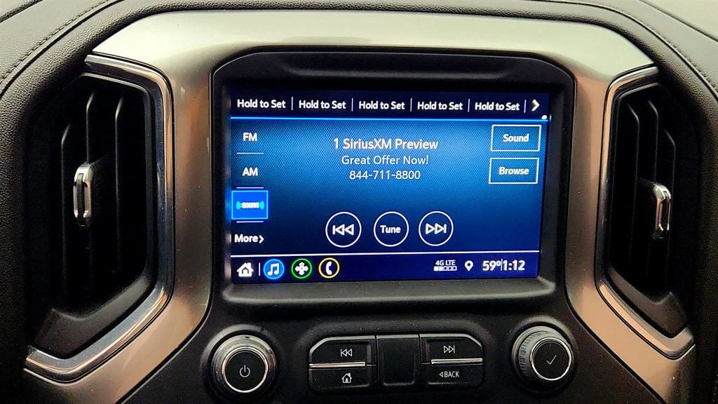 Used 2022 Iridescent Pearl Tricoat Chevrolet 4WD Crew Cab 147