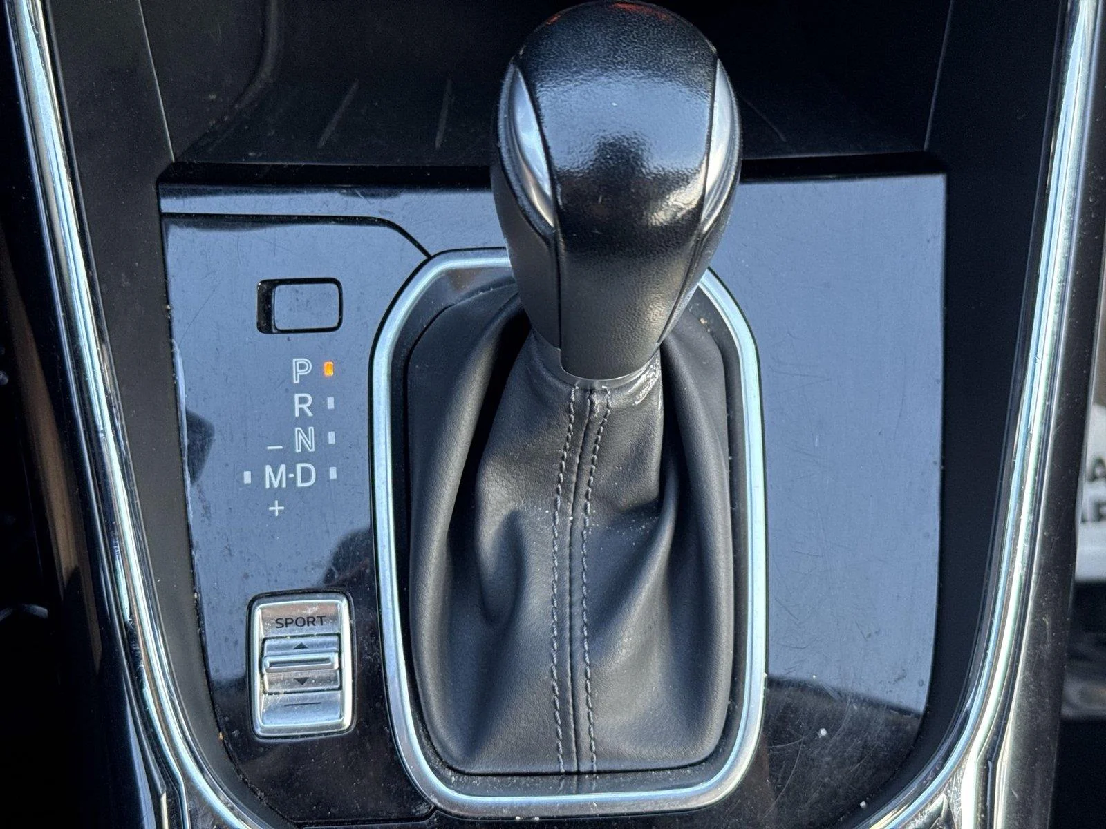 Used 2018 Jet Black Mica Mazda Touring image 13