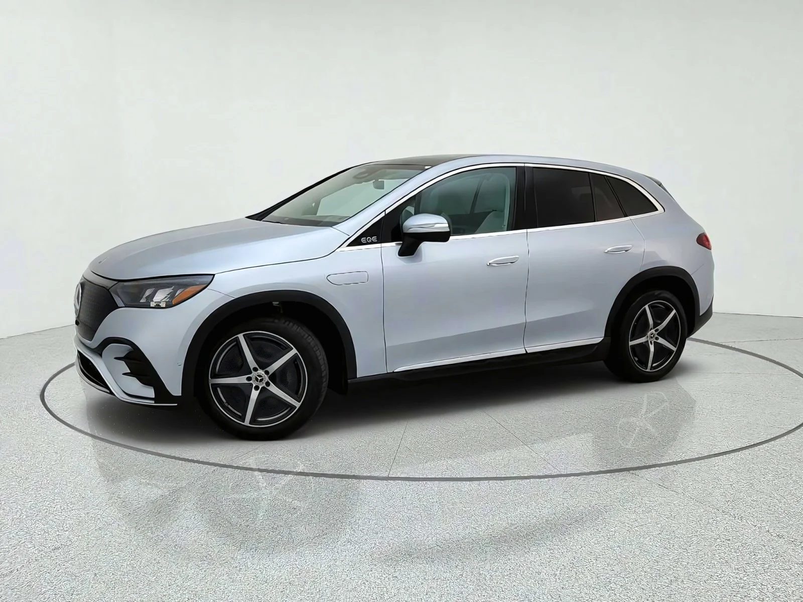 Certified Used 2023 Cirrus Silver Metallic Mercedes-Benz EQE 350+ image 15