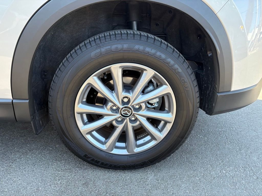 Certified Used 2025 Quartz Metallic Mazda 2.5 S image 11