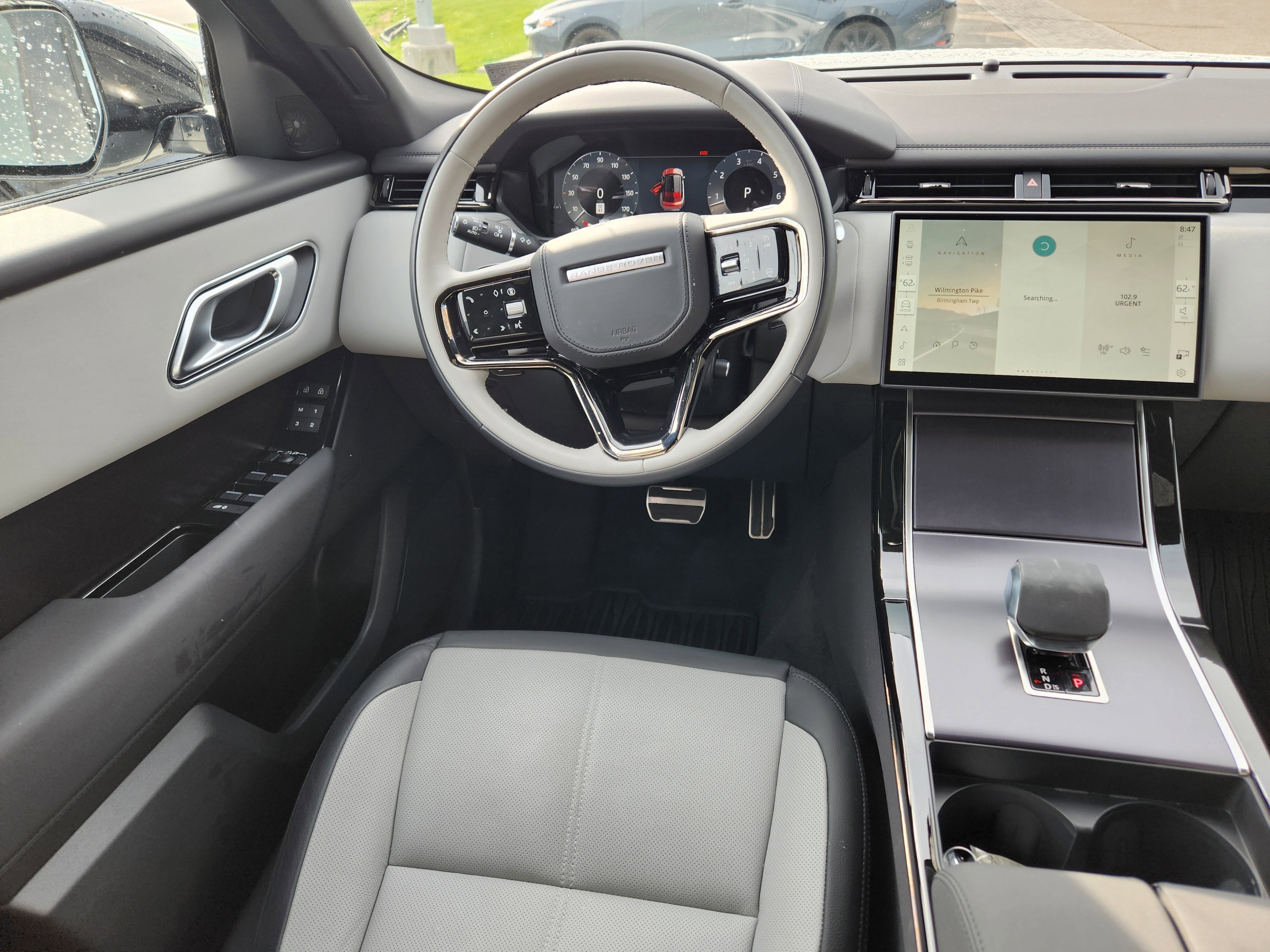 Certified Used 2026 Fuji White Land Rover Dynamic SE image 13