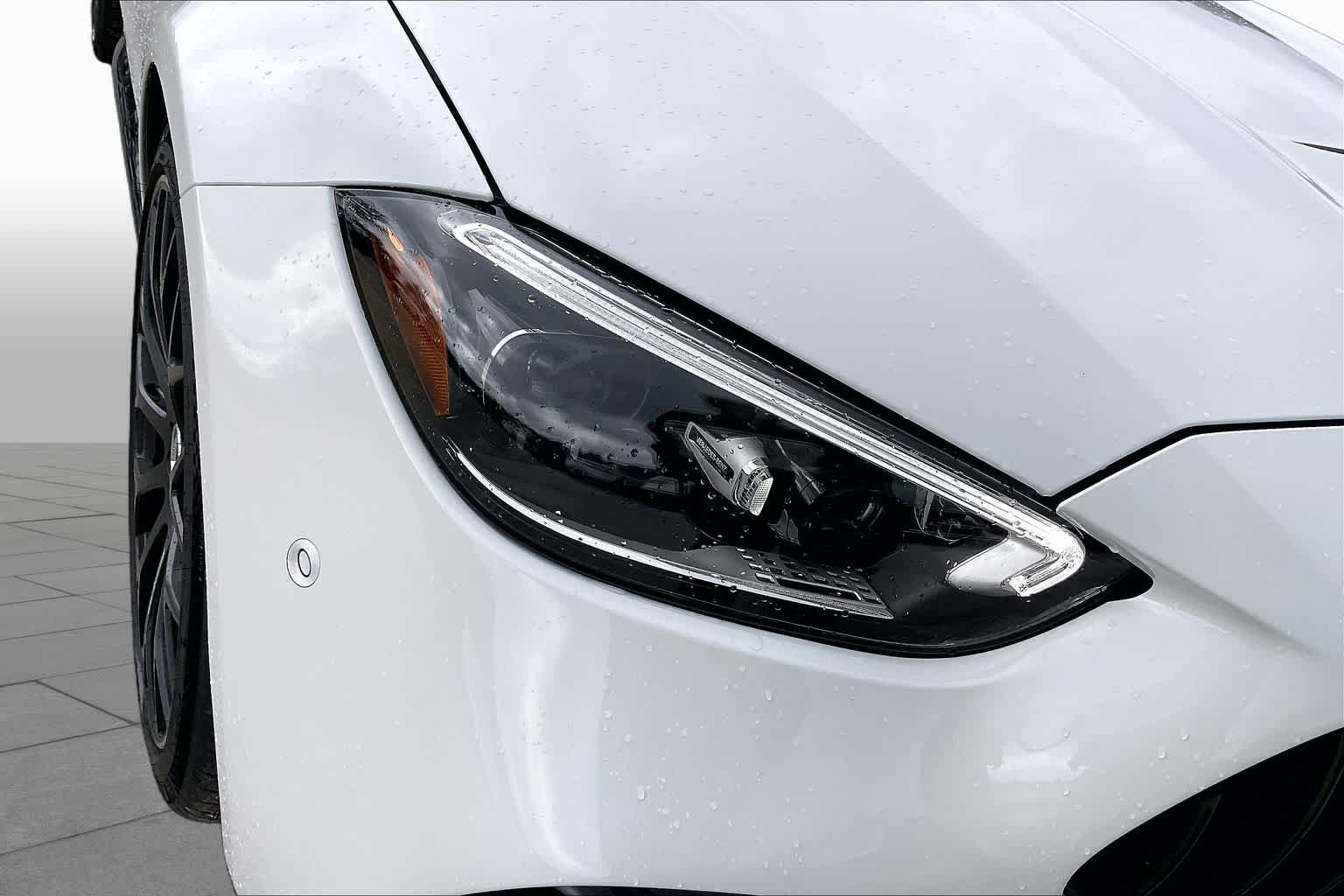 New 2026 MANUFAKTUR Moonlight White Metallic Mercedes-Benz AMG® C 63 S E Performance Sedan image 14