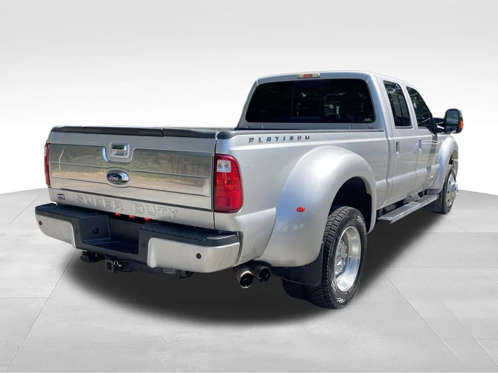 Used 2016 Silver Ford Platinum image 4