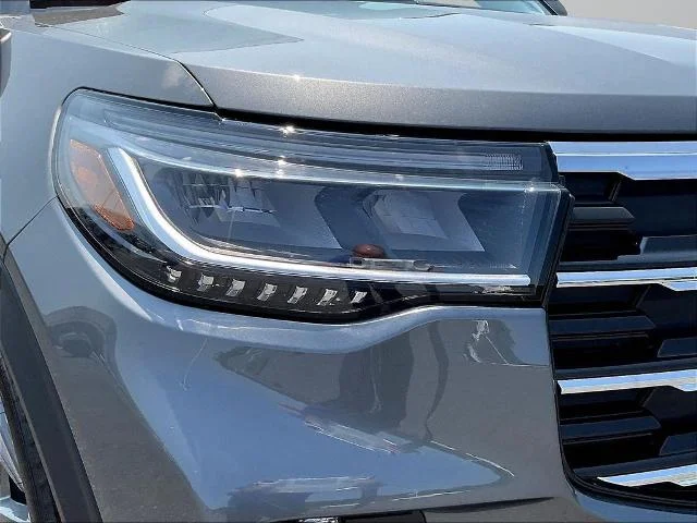 New 2026 Carbonized Gray Metallic Ford Active image 68