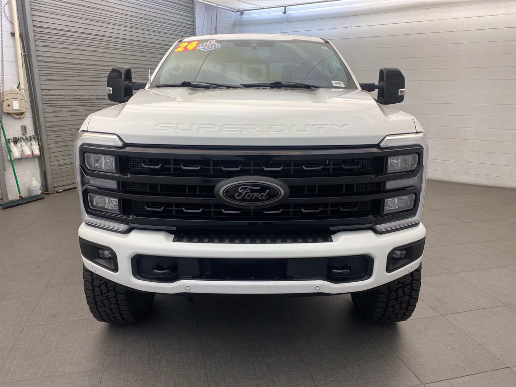 Used 2024 White Ford Lariat image 2