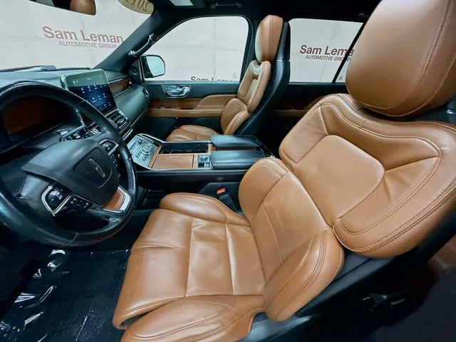 Used 2019 Black Lincoln Reserve image 22