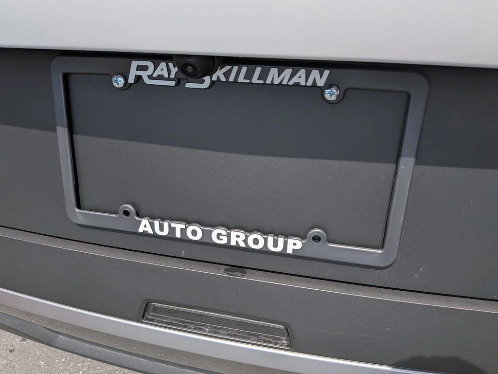 New 2026 White Pearl Kia EX image 50
