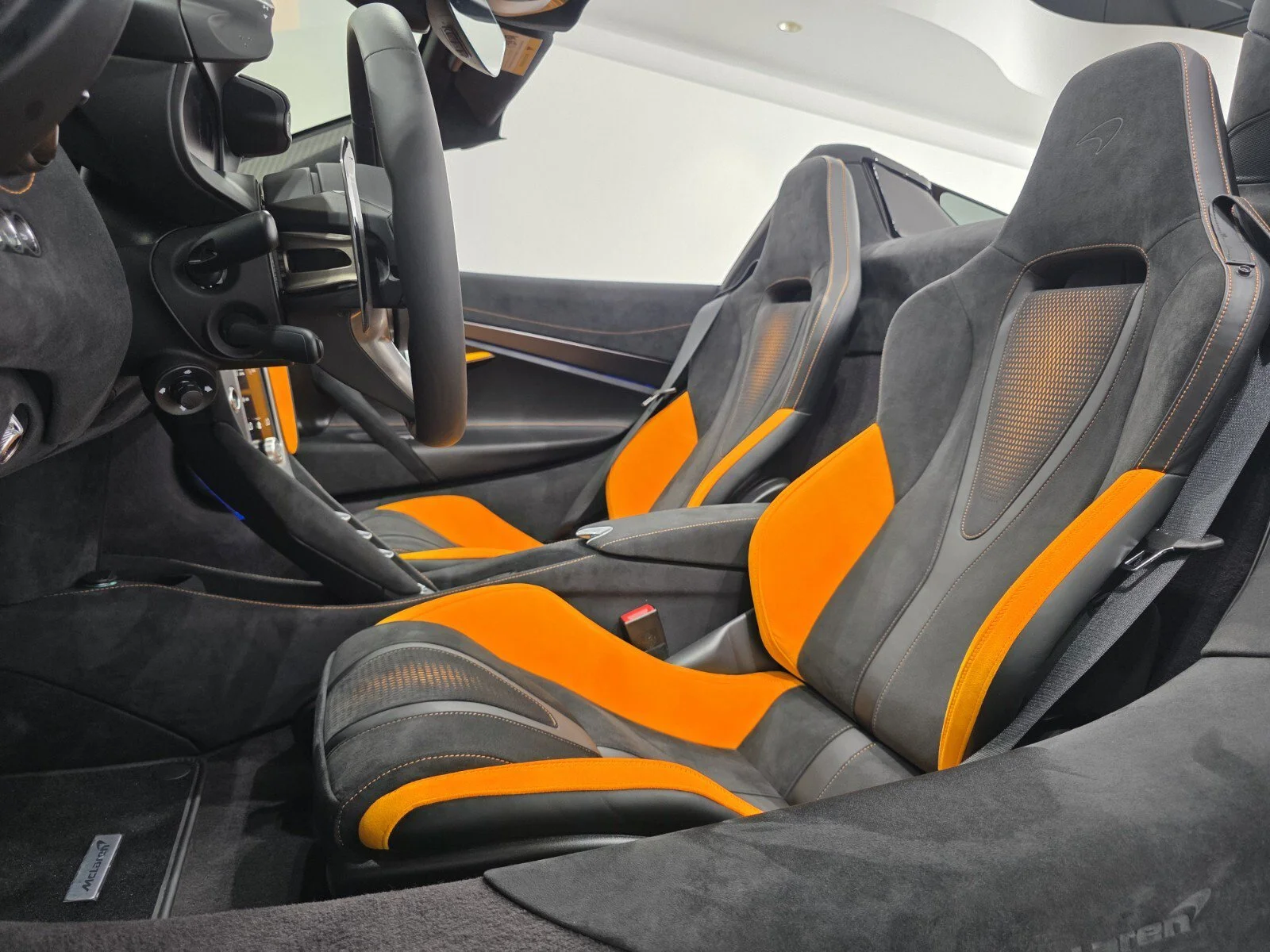 New 2027 McLaren Orange McLaren Spider image 8
